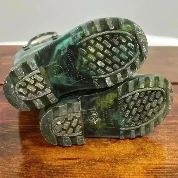 Toddler Rain Boots | Size 5 | Light up ✨ - Picture 6 of 7